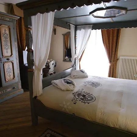Bes & Szálloda 4*