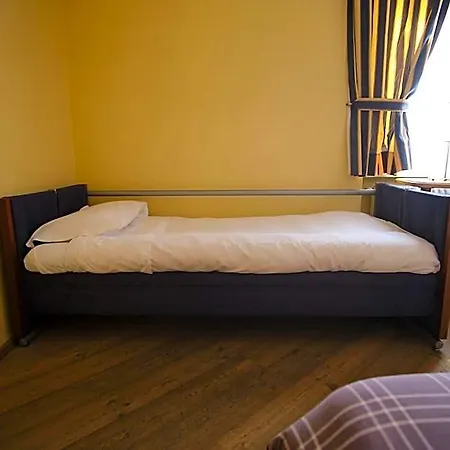 Hotel Bes & 4*