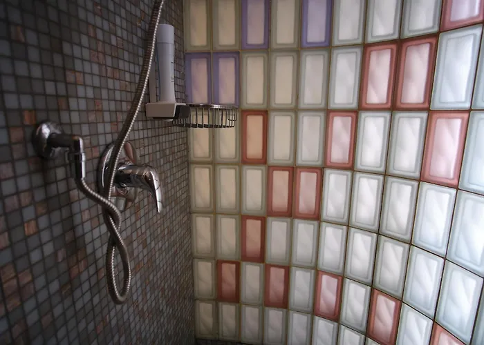 Hotel Bes & Claviere